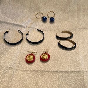 Bundle - 4 pairs of earrings